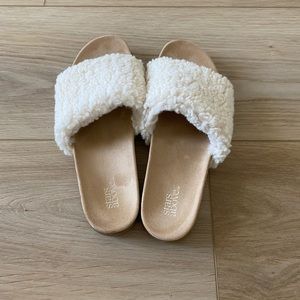 Faux Fur Slides